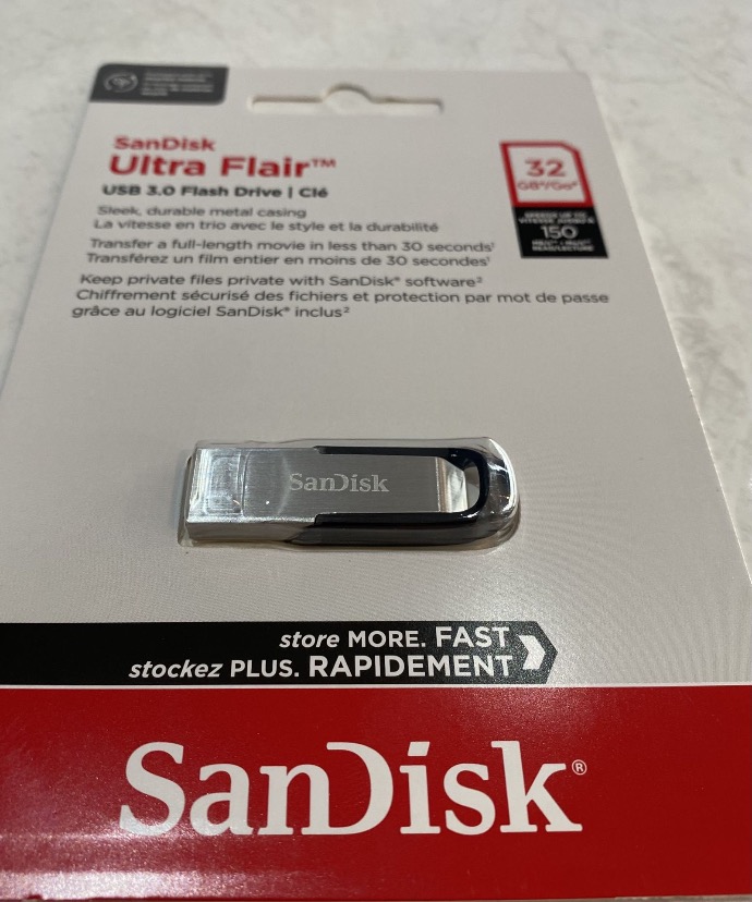 SanDisk 32GB Ultra Flair USB 3.0 Flash Drive